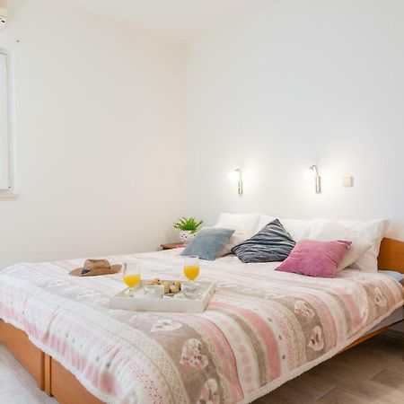 Lily'S Apartments ドゥブロブニク エクステリア 写真